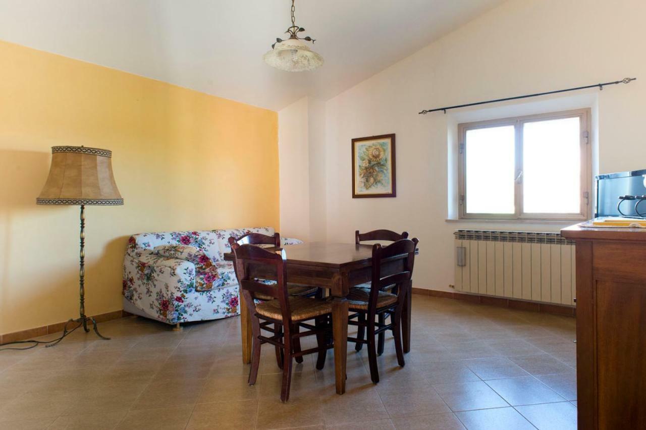 拉戈堡Agriturismo Colle Al Sole公寓 外观 照片